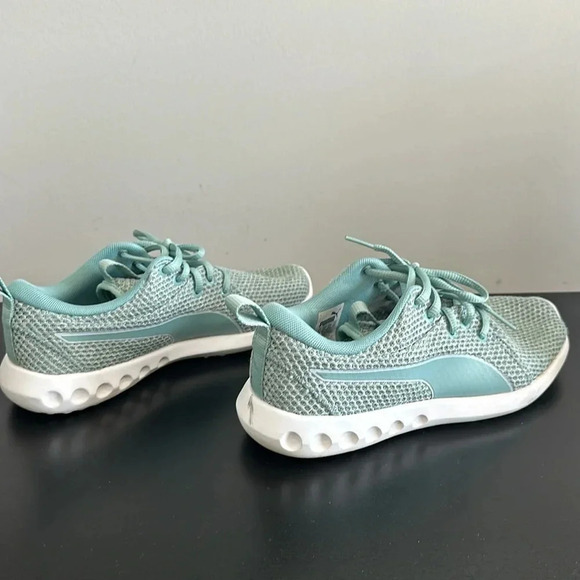 Puma Light Teal Sneakers Sz6.5 - Picture 5 of 6